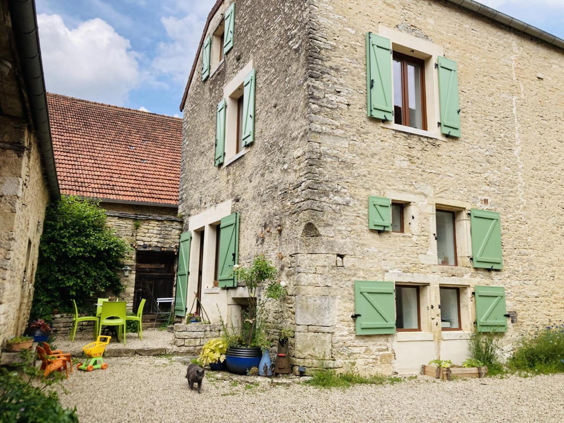 Rue De La Tour Du Pin Villa Fontaine-Française Eksteriør billede